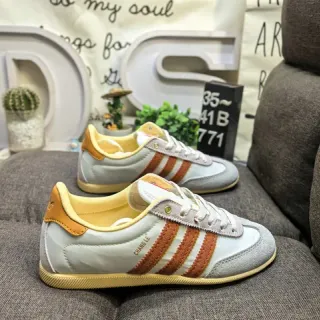 Adidas Samba OG رمادي فاتح أصفر خردل برتقالي صدئ أحذية لايف ستايل