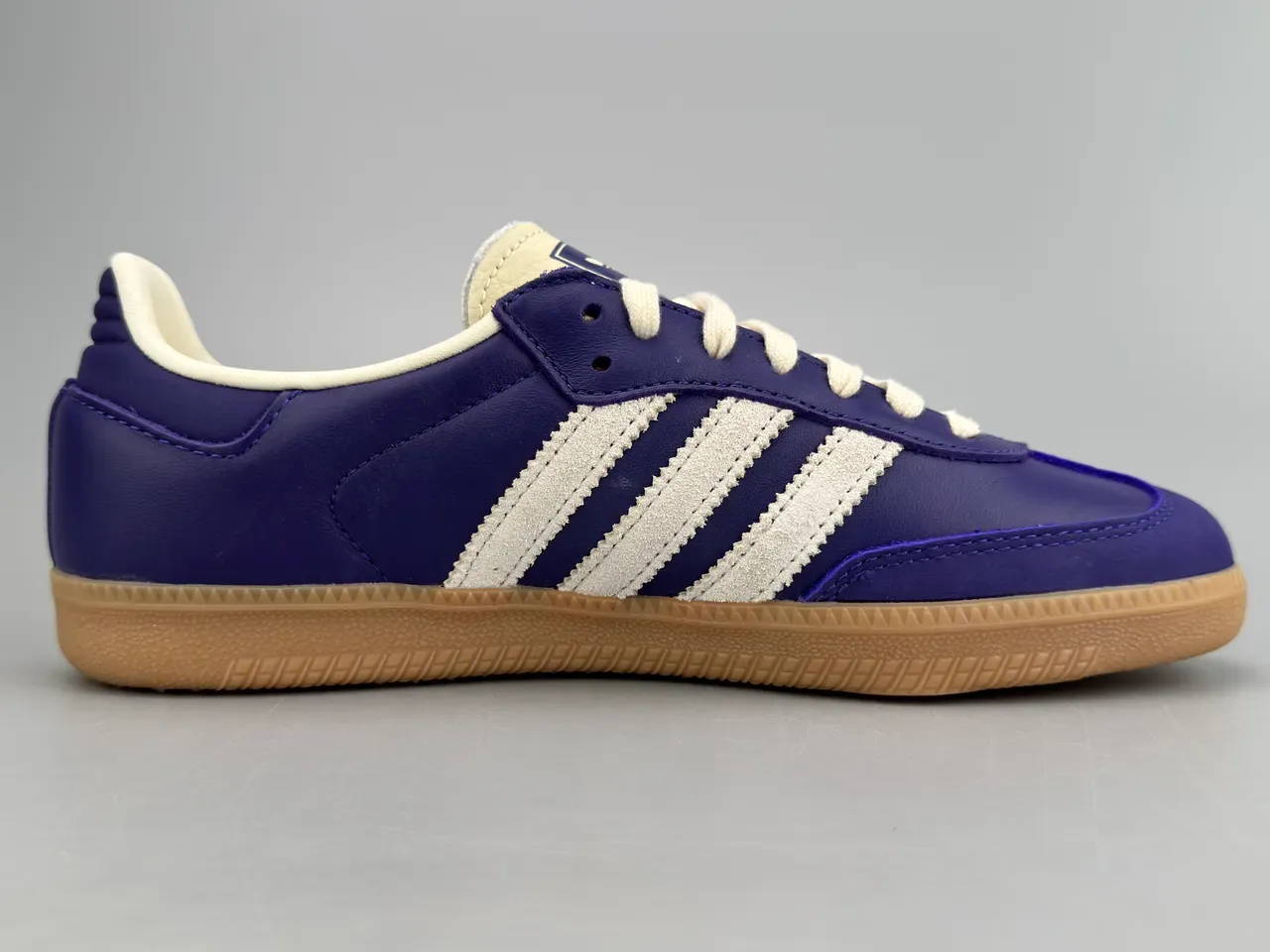Adidas Samba Sneakers Lifestyle Bleu Royal et Crème 10