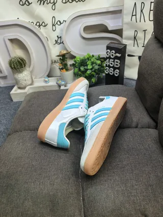 Adidas Samba Blanc et Bleu Clair Chaussures Lifestyle 6