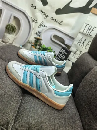 Adidas Samba Blanc et Bleu Clair Chaussures Lifestyle 7