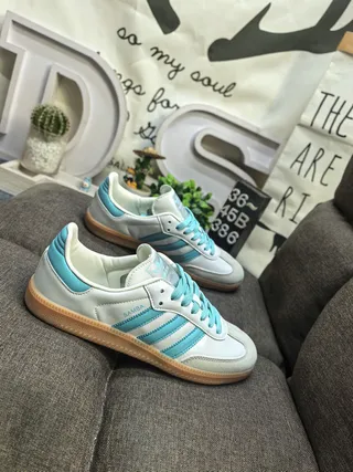 Adidas Samba Blanc et Bleu Clair Chaussures Lifestyle 9
