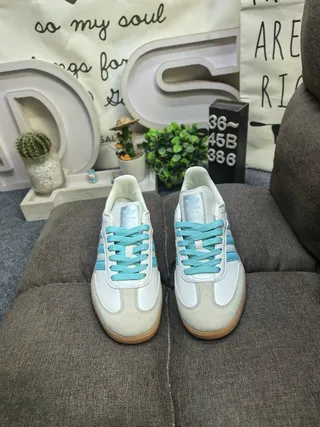 Adidas Samba Blanc et Bleu Clair Chaussures Lifestyle 10