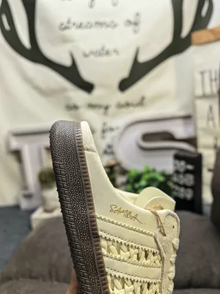 Adidas Samba 白棕胶生活方式运动鞋 23