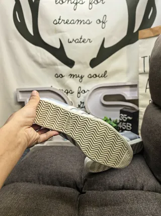 Adidas Spezial Gris clair et crème sneakers lifestyle 4