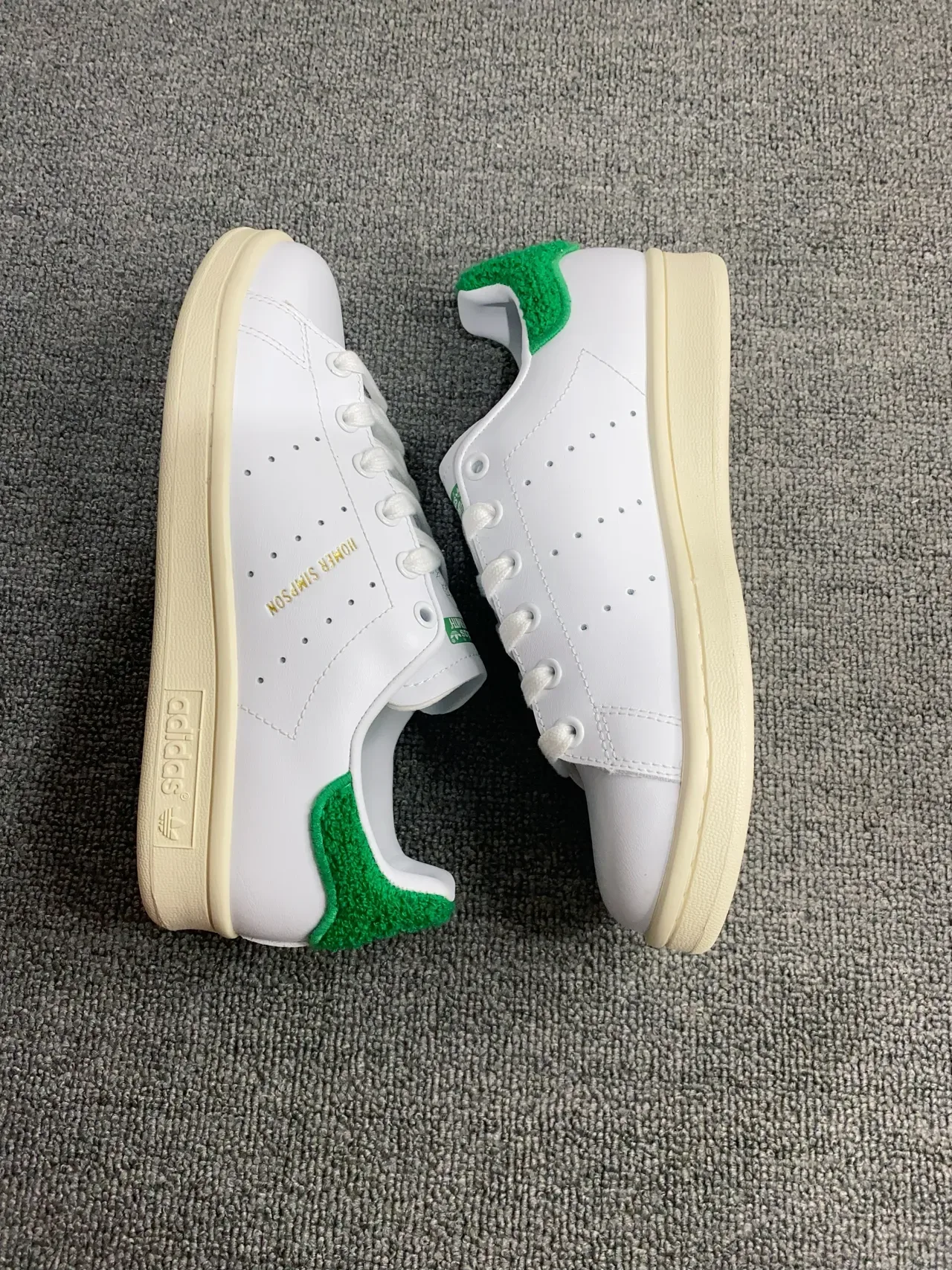 Adidas Stan Smith Homer Simpson Colaboração Branco e Verde Tênis Lifestyle 10