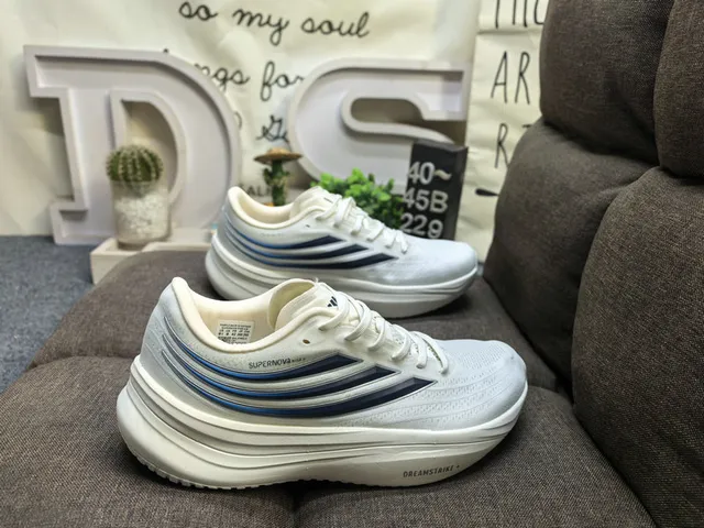 Adidas Supernova Dreamstrike أبيض رمادي حذاء رياضي 21