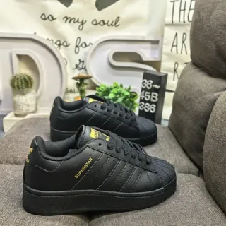 阿迪达斯 Superstar Black Gold Shell-Toe Three Stripes 生活方式运动鞋