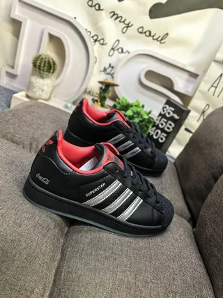أديداس سوبرستار كوكا-كولا أسود أحمر حذاء أسلوب حياة 9