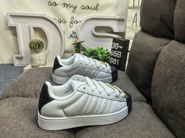 Adidas Superstar Chaussures Lifestyle en Daim Bordeaux 11
