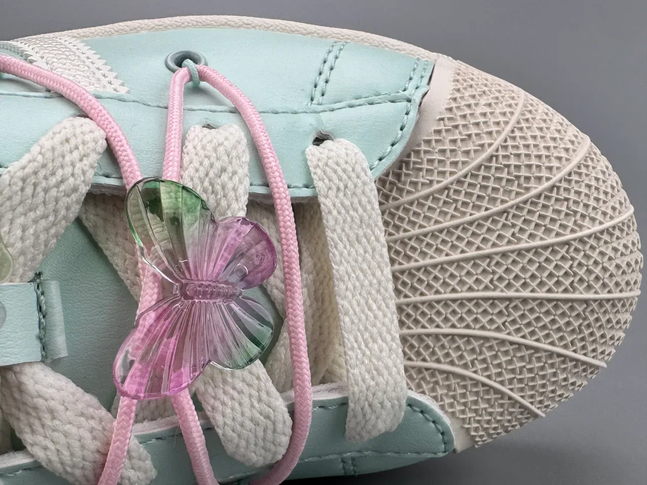 Adidas Superstar Verde Menta Shell-Toe Lifestyle Sneakers 4