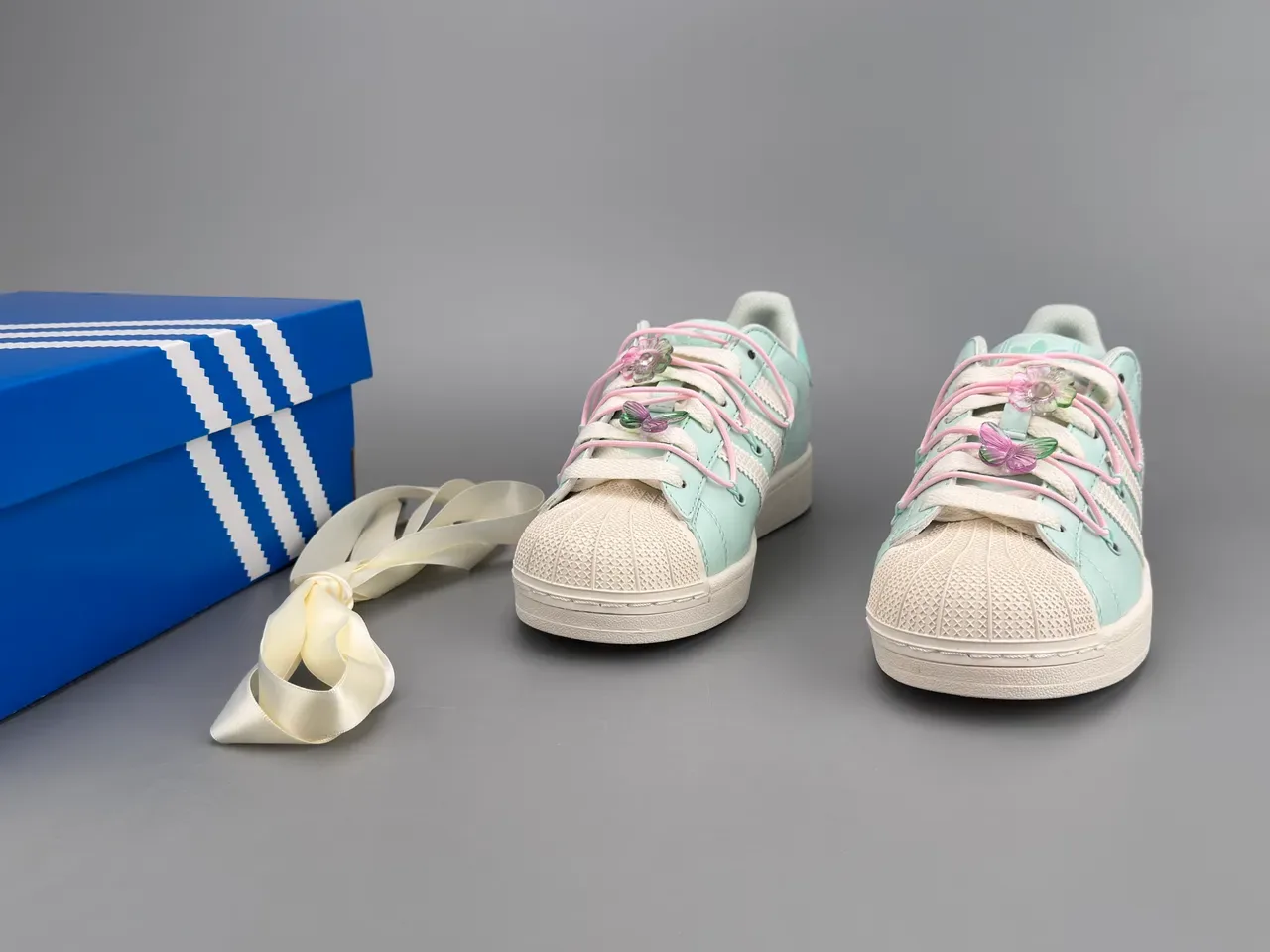 Adidas Superstar Verde Menta Shell-Toe Lifestyle Sneakers 5