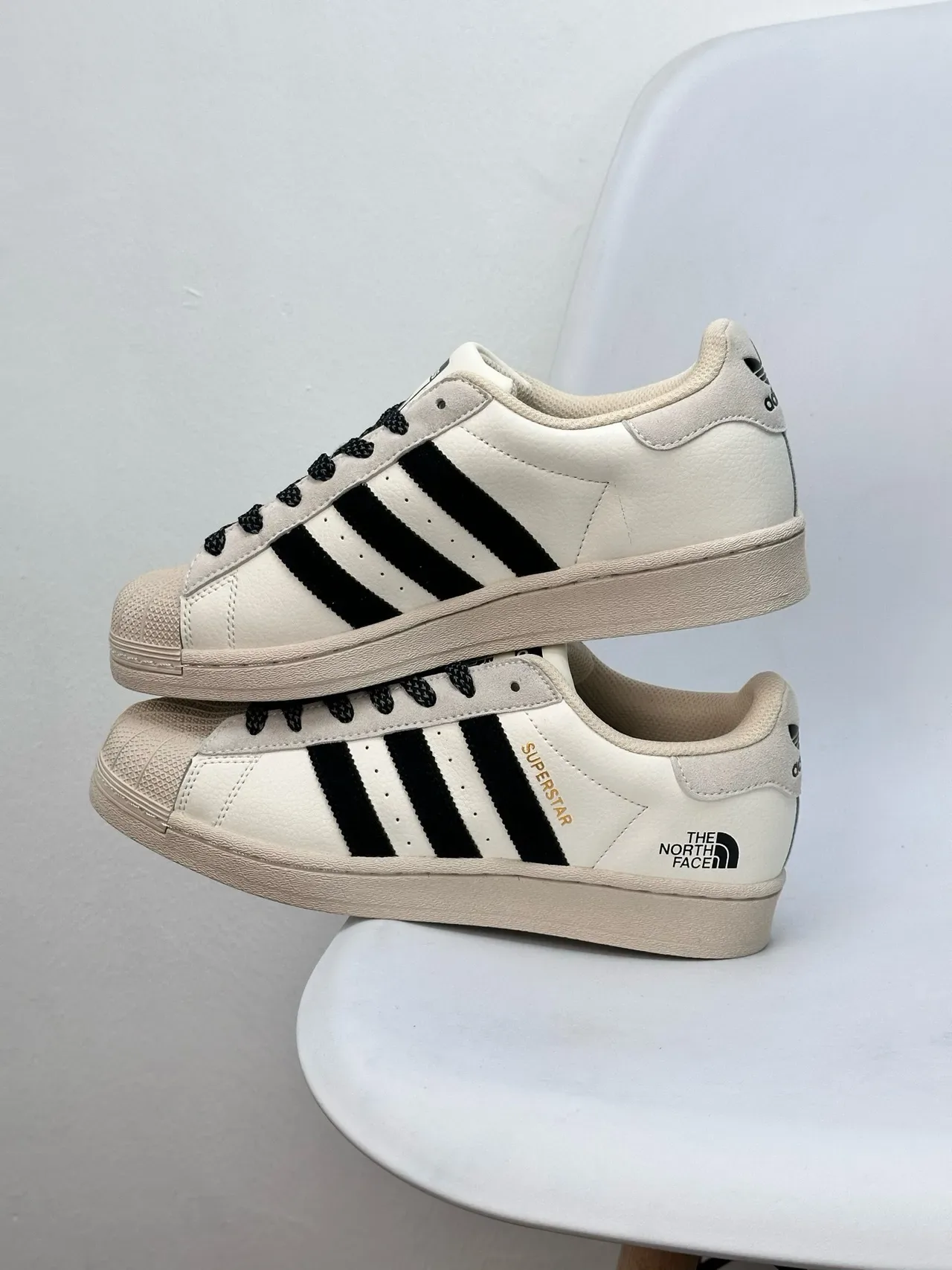 Adidas Superstar Off-White Shell-Toe zapatillas lifestyle 5