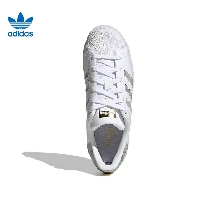 Adidas Superstar Chaussures Lifestyle Blanc et Or avec Rayures Marbrées 8