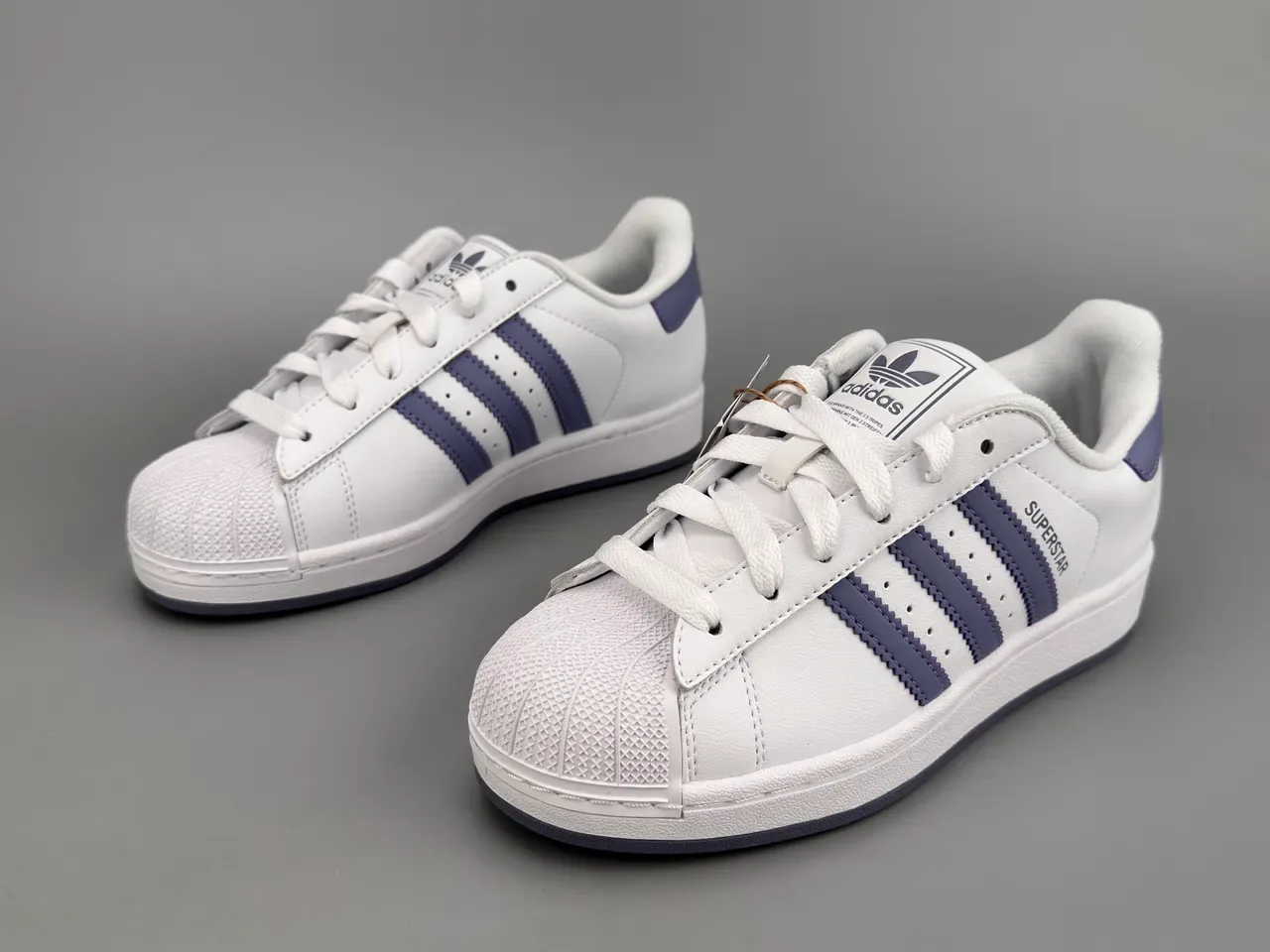 Adidas Superstar Zapatillas Lifestyle Blancas y Moradas 9