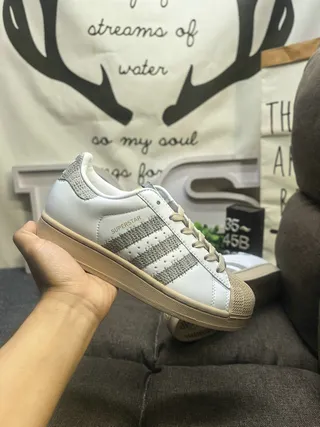 Adidas Superstar Zapatillas Lifestyle Blanc Beige Coque Orteil Rayures Glitter 5