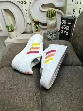 Adidas Superstar Zapatillas Lifestyle Blancos, Rojos, Naranjas, Amarillos 6