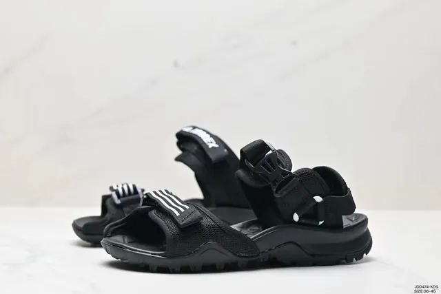 Adidas Terrex أسود متعدد الحزام قابل للتعديل كاجوال صندل 6