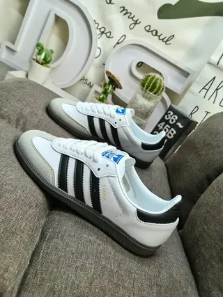 Adidas Tênis Lifestyle Branco e Preto de Baixo em Couro-Suede 7