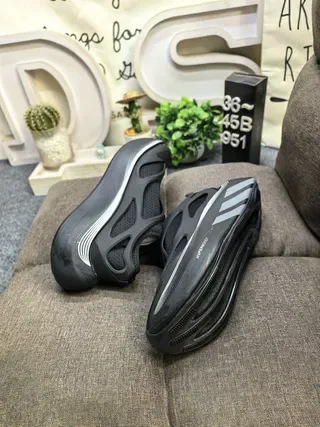 Adidas Tênis Lifestyle Branco Preto Slip-On Construção Estilo Cage Recobrimentos Sintéticos 6