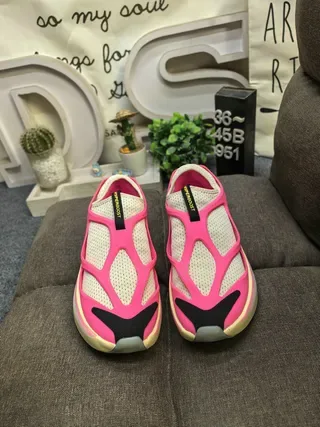 Adidas Tênis Lifestyle Branco Preto Slip-On Construção Estilo Cage Recobrimentos Sintéticos 20