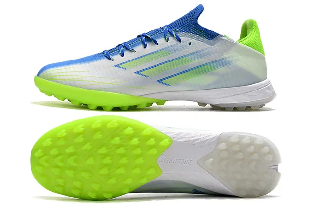 Adidas Zapatos de Fútbol Blancos y Azules de Perfil Bajo con Capa Superior de Sintético y Gráfica de Tira Diagonal para Césped Artificial 5