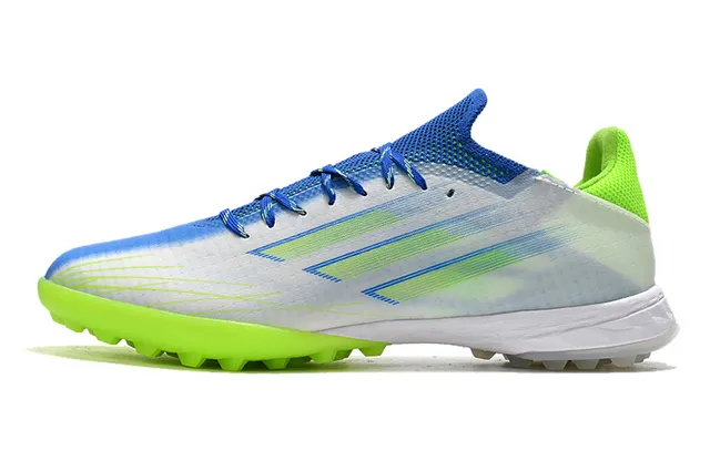 Adidas Zapatos de Fútbol Blancos y Azules de Perfil Bajo con Capa Superior de Sintético y Gráfica de Tira Diagonal para Césped Artificial 8
