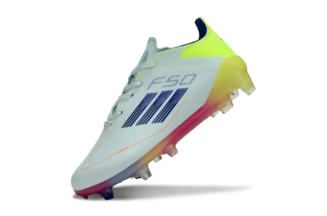 Adidas White Gold 低帮针织鞋面 半透明鞋跟支撑 草地足球鞋 14