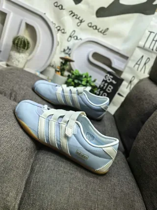 Adidas White Red Laceless Strap Closure Three Stripes Lifestyle Sneakers 17