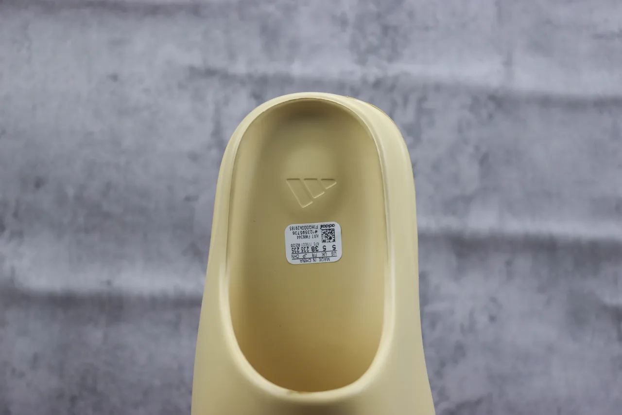 Adidas Yeezy Slide Chinelos Amarelo Pálido 3