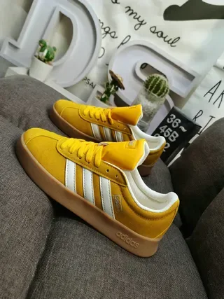 Adidas Yellow White Suede Upper Three-Stripe Side Panel Lifestyle Sneakers 7