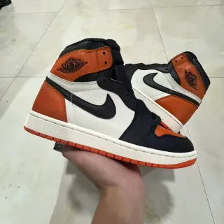 Air Jordan 1 High Tênis de Basquete Branco Preto Laranja