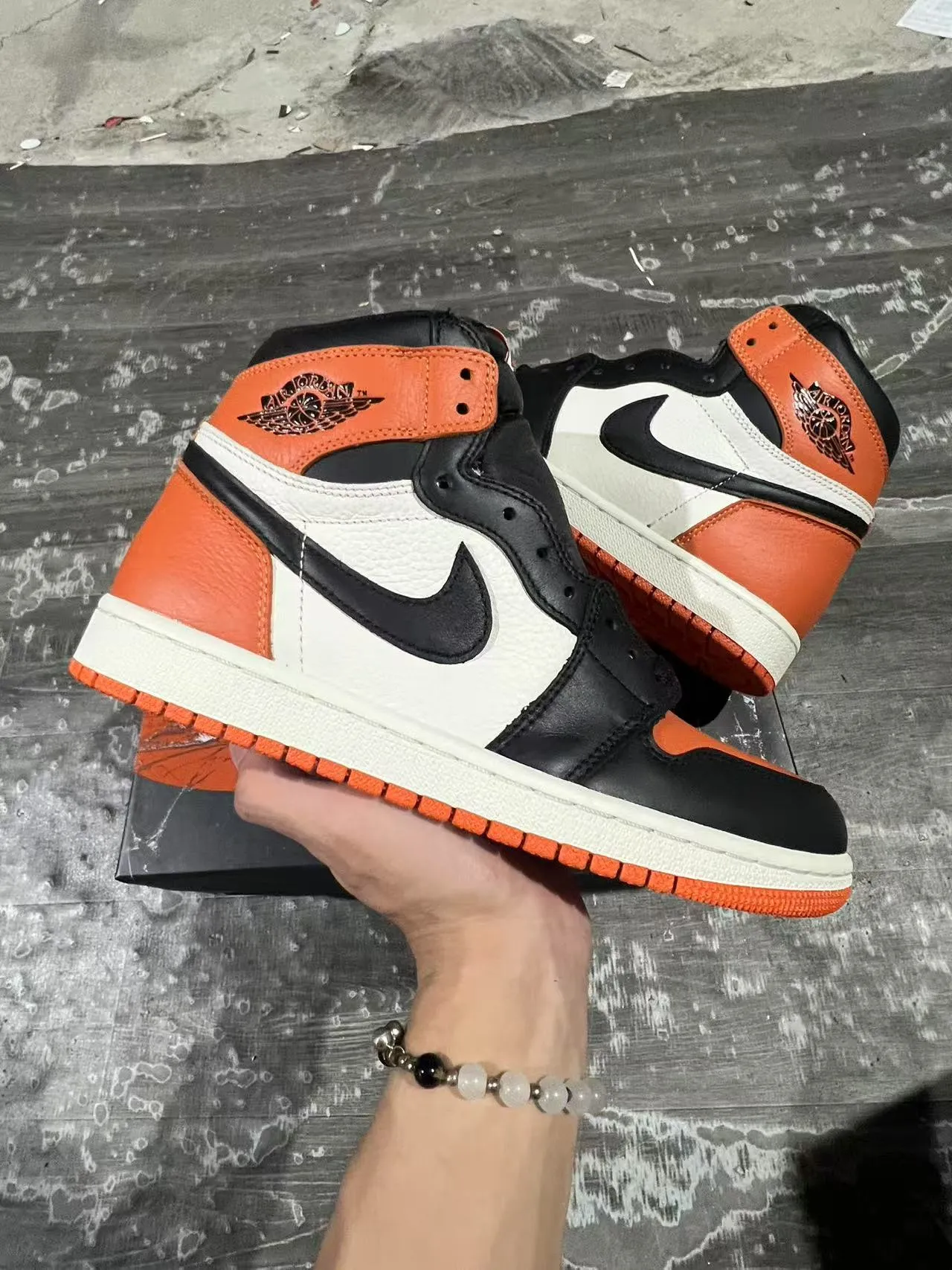 Air Jordan 1 नारंगी काला सफेद बास्केटबॉल जूते 7