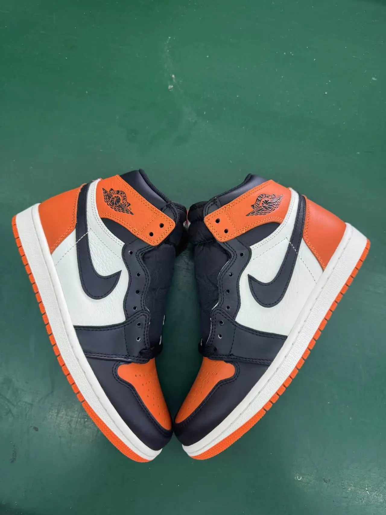 Air Jordan 1 नारंगी काला सफेद बास्केटबॉल जूते 2