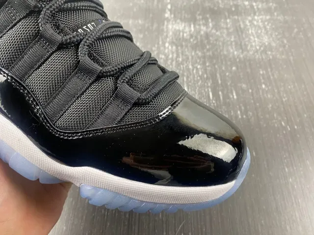 Air Jordan 11 Noir Blanc Bleu Royal Chaussures de Basket 6