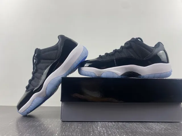 Air Jordan 11 Noir Blanc Bleu Royal Chaussures de Basket 15