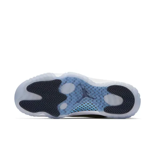Air Jordan 11 Chaussures de Basketball Blanc Navy Cuir Patenté 6