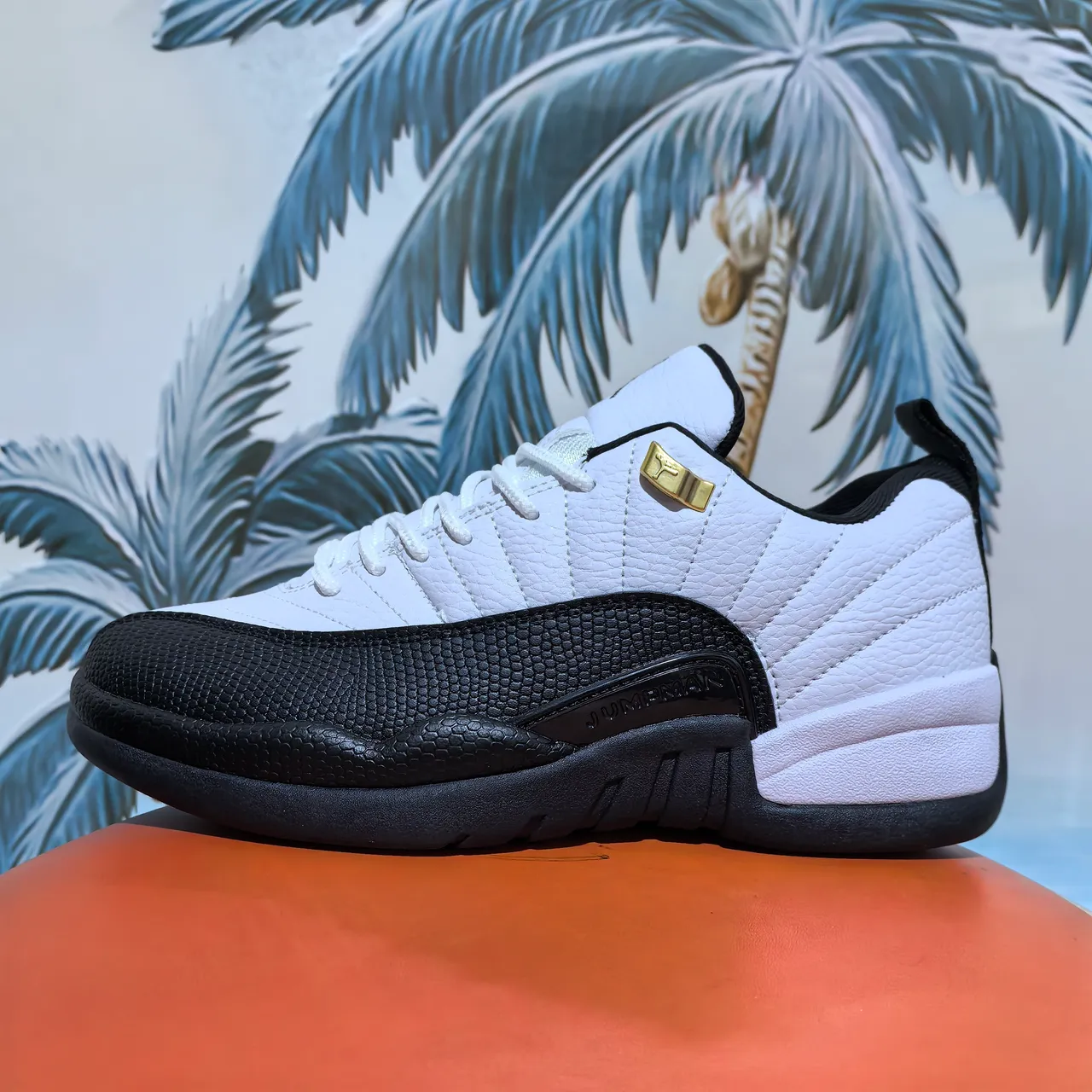 Air Jordan 12 White and Light Blue Basketball Shoes 9