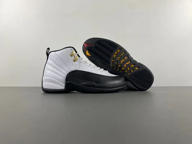 Air Jordan 12 白黑金 篮球鞋 13