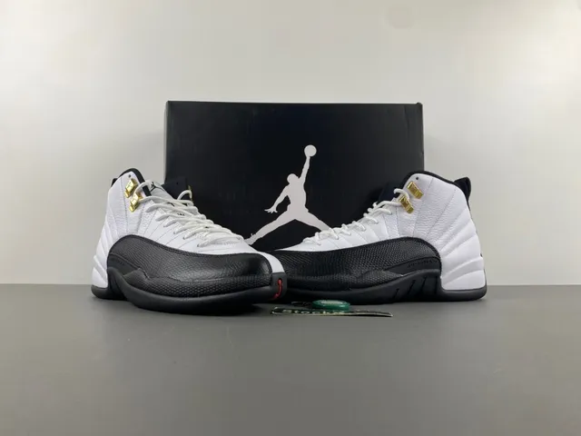 Air Jordan 12 白黑金 篮球鞋 14
