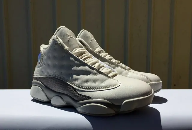 حذاء كرة السلة Air Jordan 13 Off-White رمادي 5