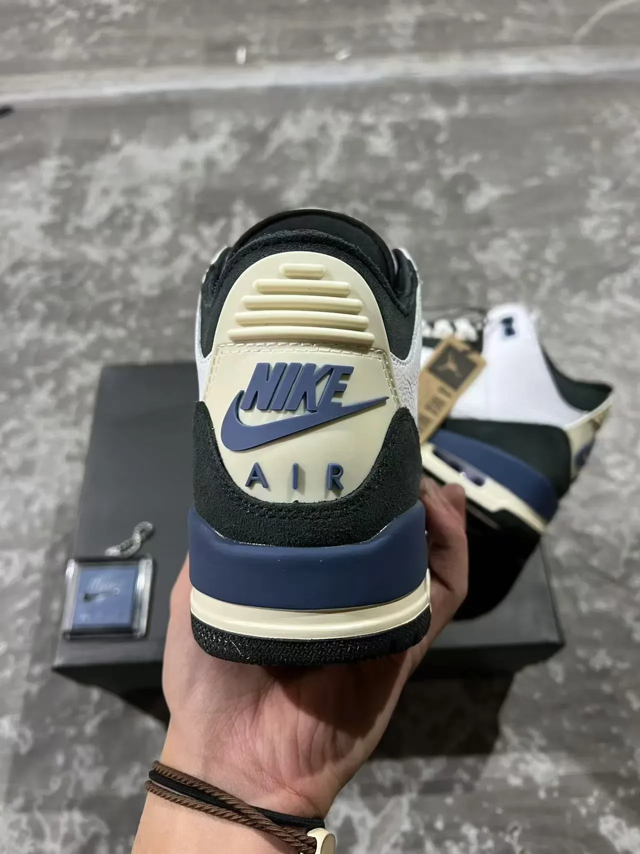 Air Jordan 3 White Black Navy Tênis de Basquete 8