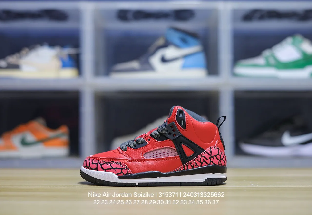 حذاء كرة السلة Air Jordan 3 أبيض وأزرق وأحمر بطبعة جلد الفيل 9