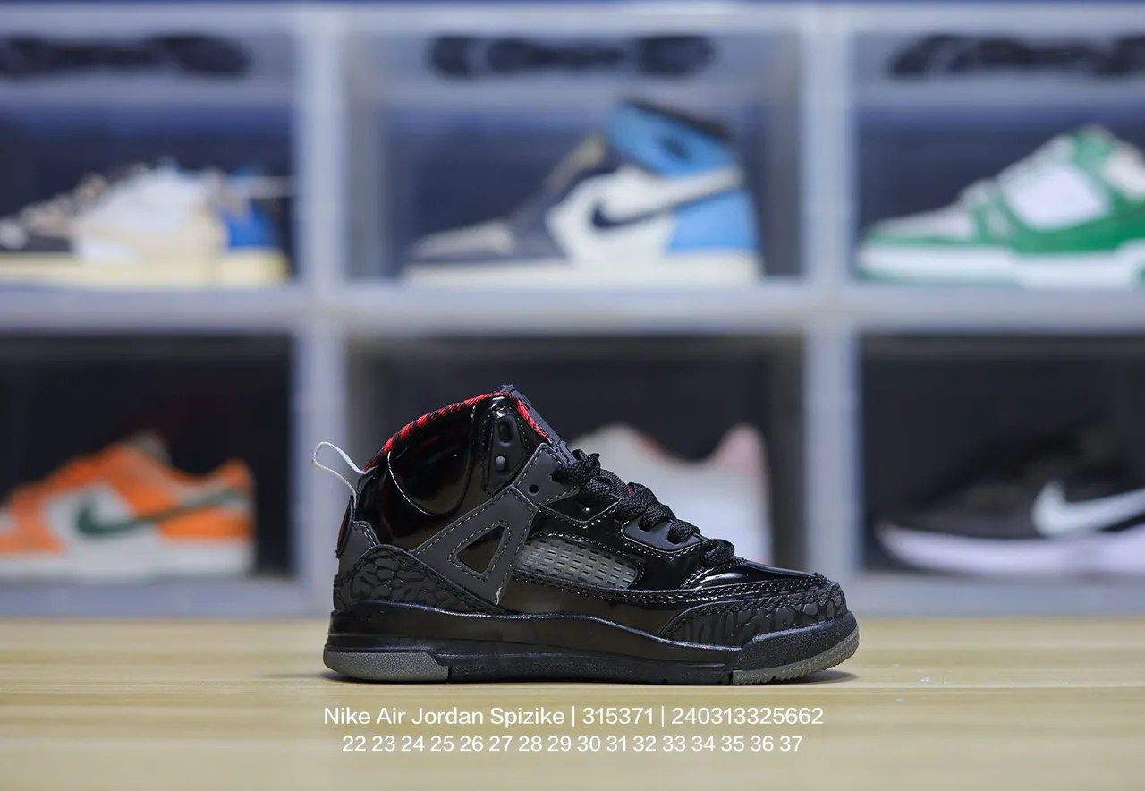 حذاء كرة السلة Air Jordan 3 أبيض وأزرق وأحمر بطبعة جلد الفيل 22