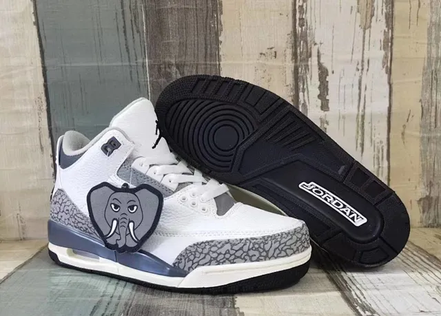 Air Jordan 3 হোয়াইট কার্বন গ্রে এলিফ্যান্ট প্রিন্ট বাস্কেটবল জুতো 2