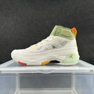 Air Jordan 36 ইয়ার অফ দ্য র‍্যাবিট সাদা হালকা সবুজ বাস্কেটবল জুতো