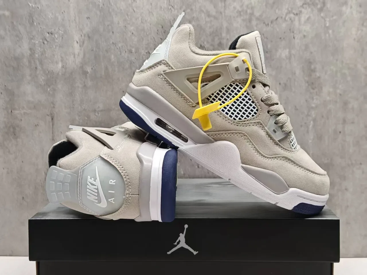Air Jordan 4 Beige Navy Yellow Basketball Shoes 3