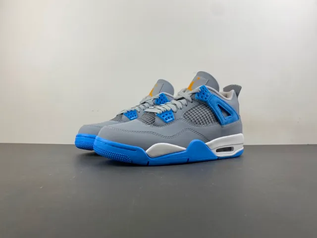حذاء كرة السلة Air Jordan 4 رمادي أزرق أصفر 10