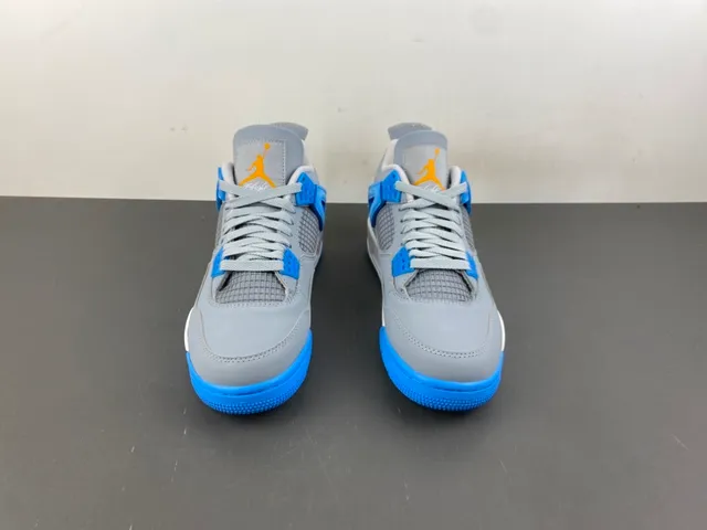 حذاء كرة السلة Air Jordan 4 رمادي أزرق أصفر 11