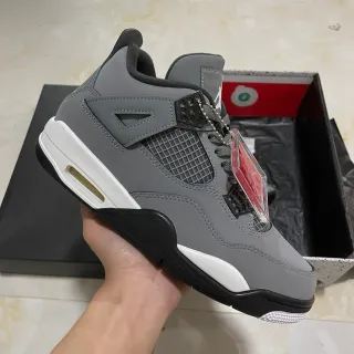Air Jordan 4 ग्रे सफ़ेद काले बास्केटबॉल जूते