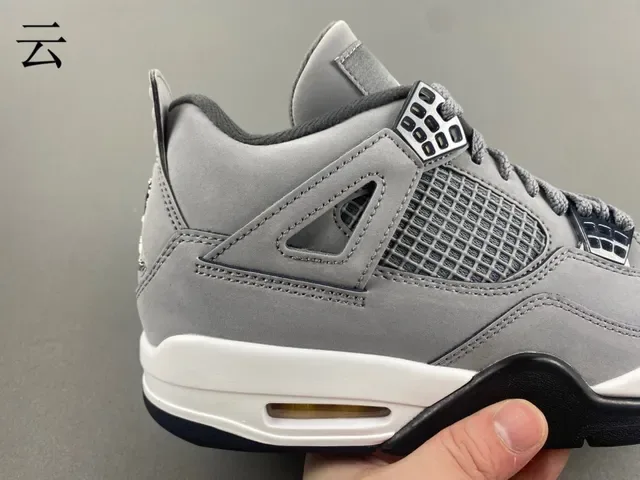 Air Jordan 4 رمادي أبيض أسود أحذية كرة السلة 2
